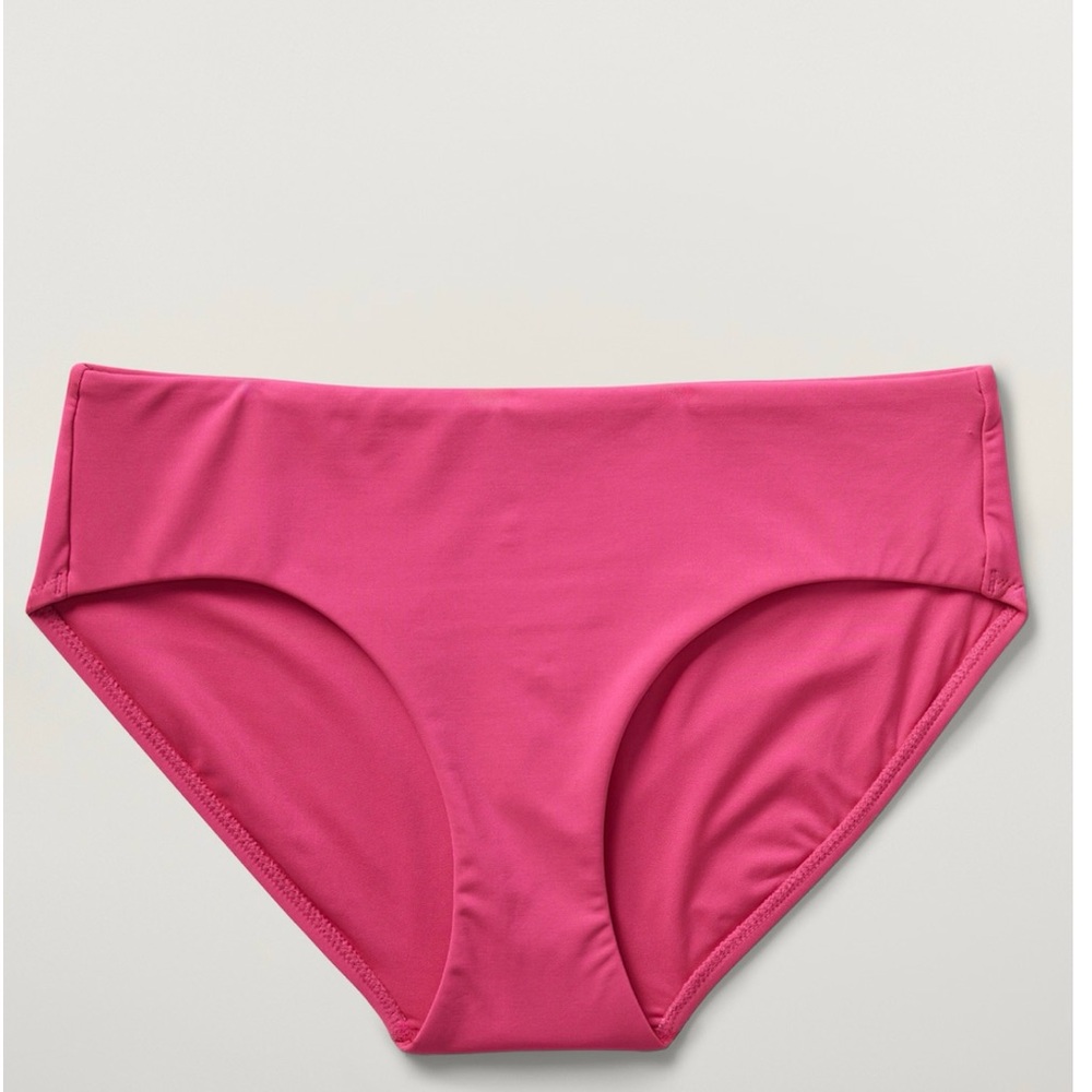 New with tags * Athleta * Clean Full Swim Bottom in Tulip Pink size M